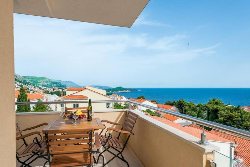 Apartment Belvedere With Magnificent Sea View Terrace Dubrovnik Exterior photo
